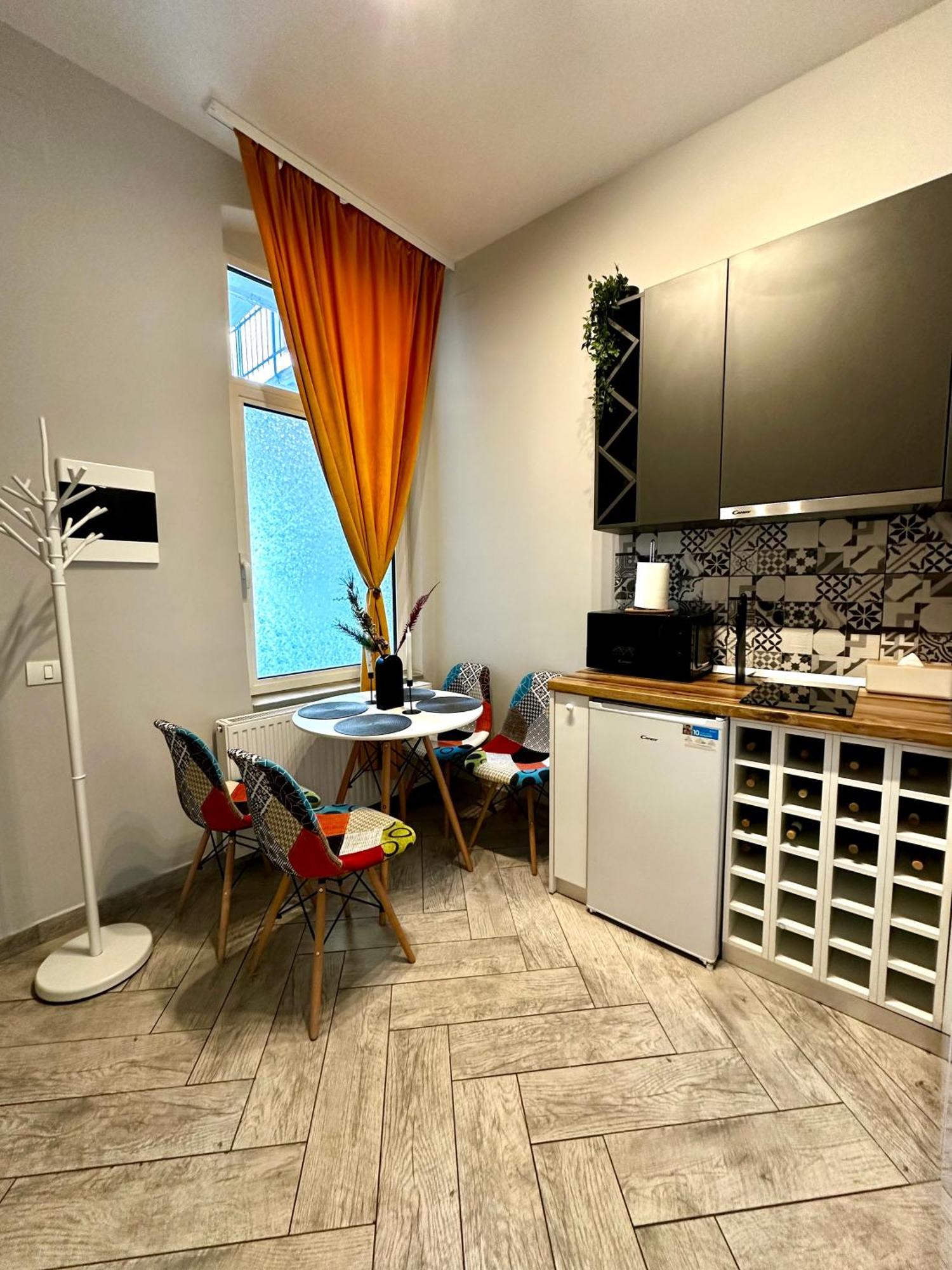Stay Inn Central Brasov Apartments Exterior photo